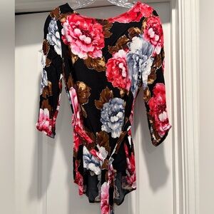 Floral Women's Tie Wiast Top